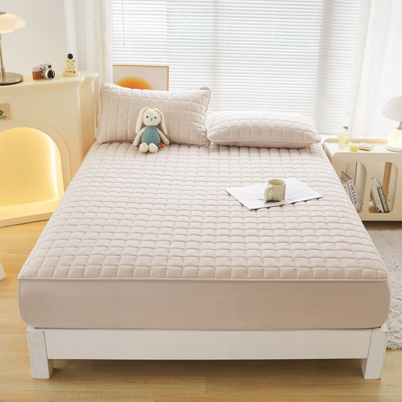 Junips | Comfort Encapsulated Waterproof Mattress Protector