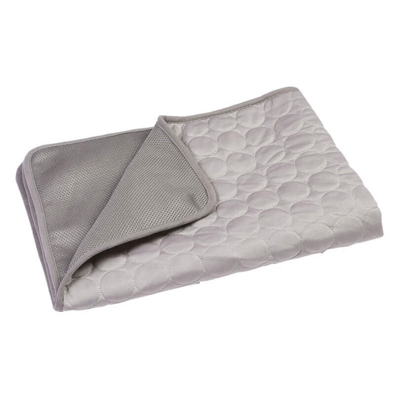Junips | Self-Cooling Mat for Quadrupeds Perfect for Hot Summer