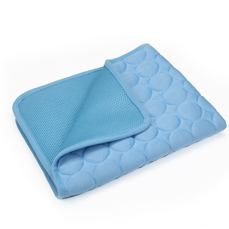 Junips | Self-Cooling Mat for Quadrupeds Perfect for Hot Summer