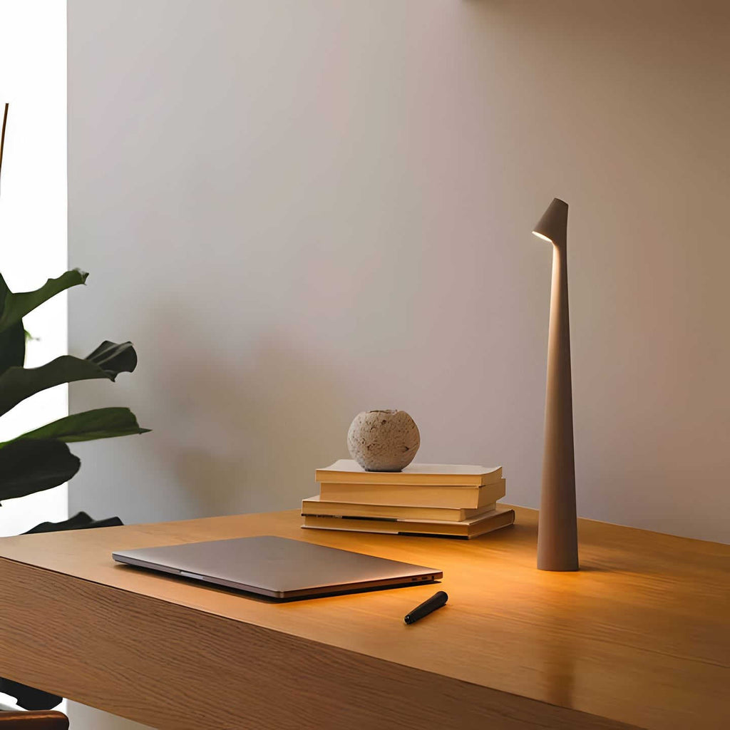 Junips | SlimLuxe - Cordless Table Lamp with Adjustable Brightness
