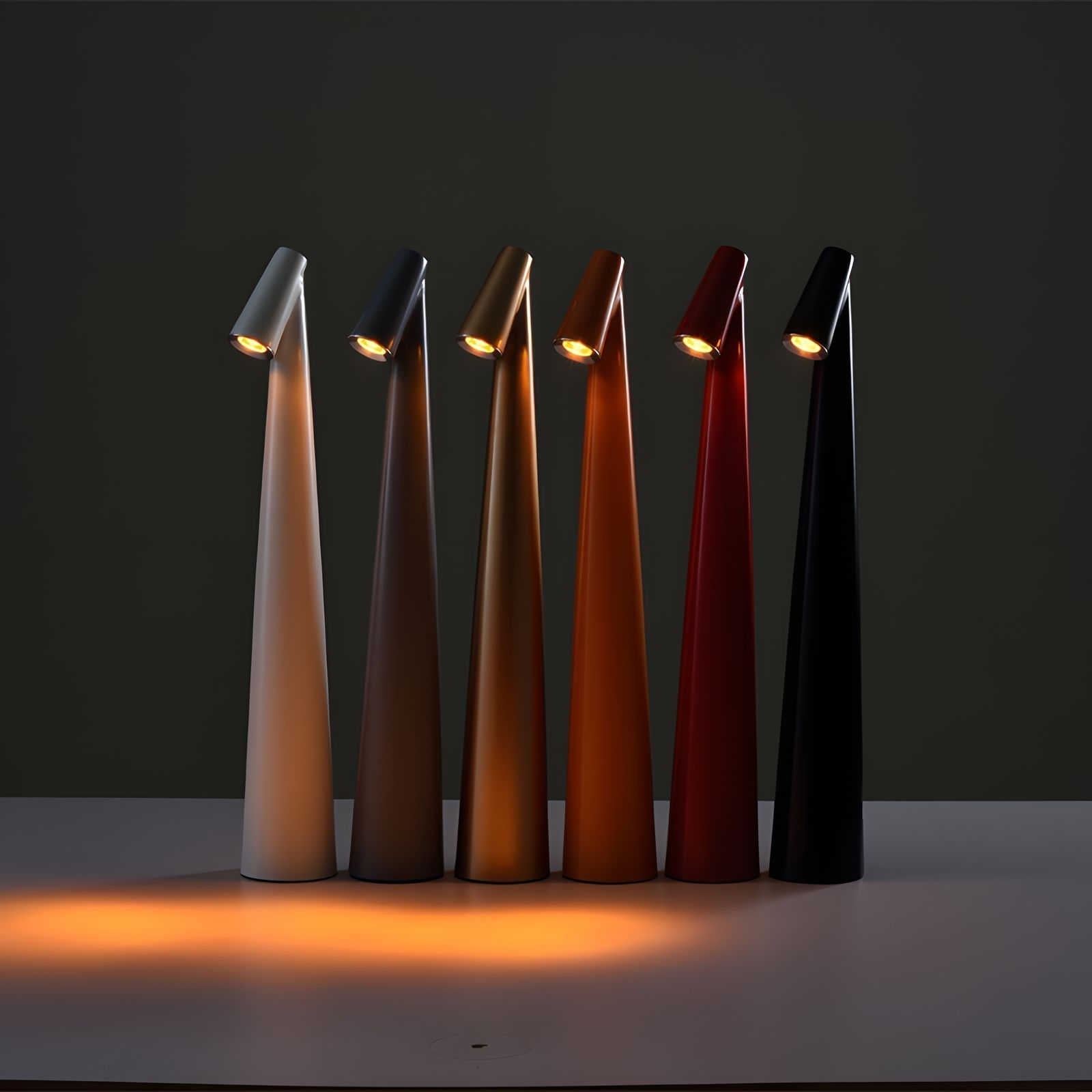 Junips | SlimLuxe - Cordless Table Lamp with Adjustable Brightness