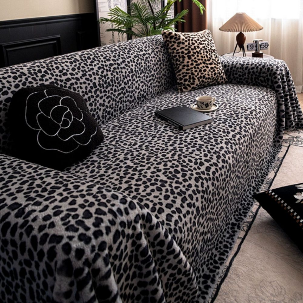 Junips | Cozy Leopard Print Sofa Cover
