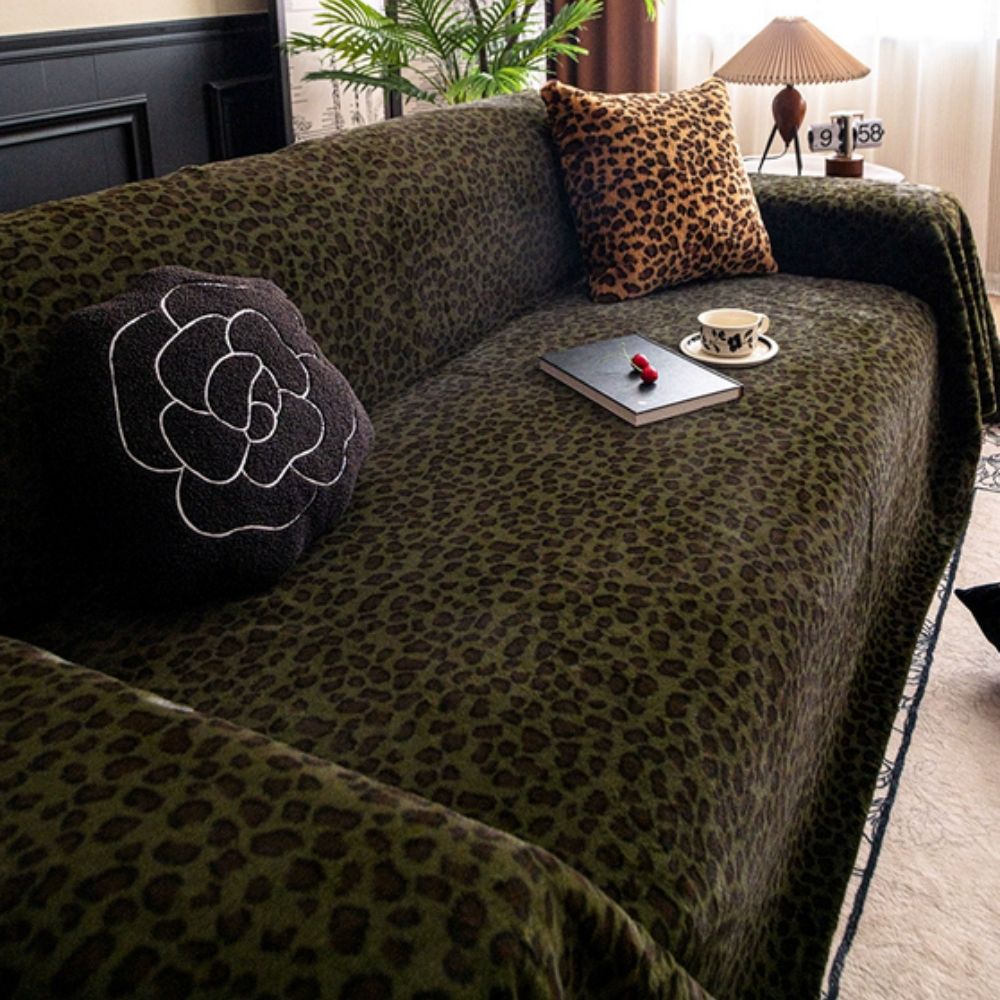 Junips | Cozy Leopard Print Sofa Cover