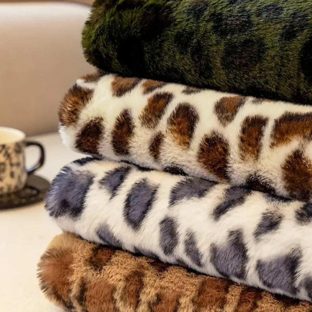 Junips | Cozy Leopard Print Sofa Cover