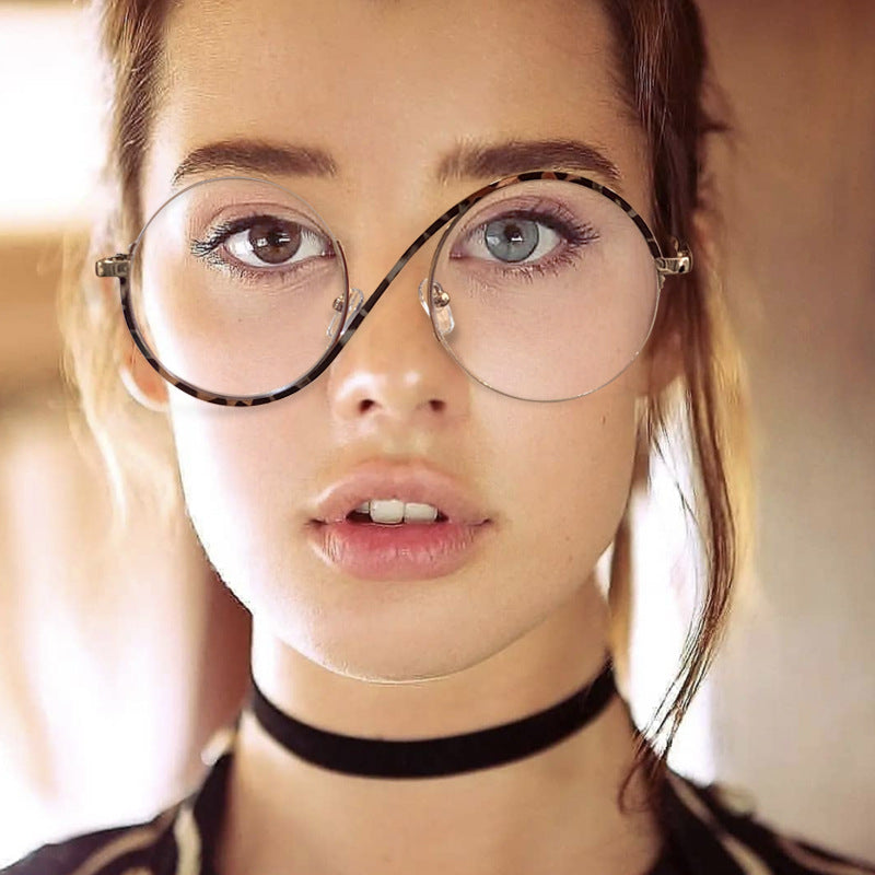 Junips | Cross Halbrand Round Glasses 95929