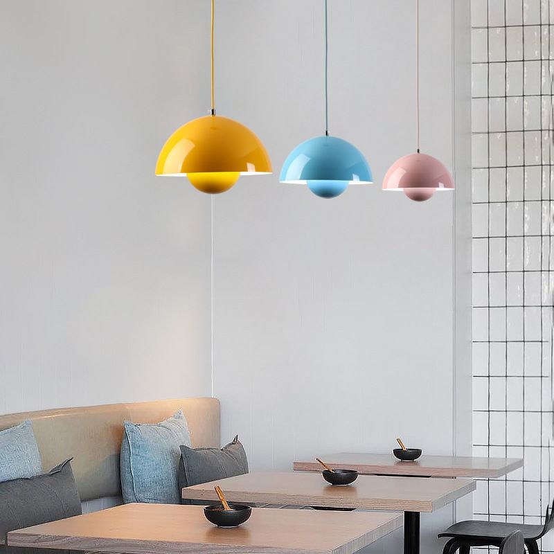 Junips | AuroraBloom™ – Hanging Flower Pot Lamp for the Bedroom