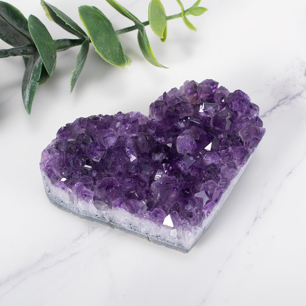 Junips | Amethyst Cluster Heart