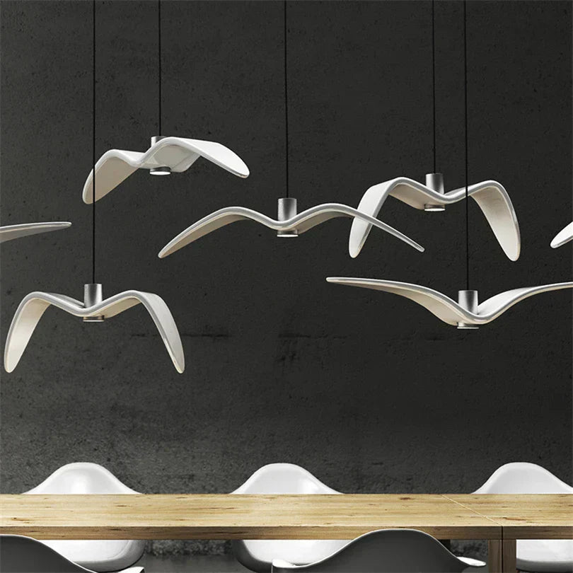 Junips | BeakBrilliance - Design Bird Lamp for Unique Interiors