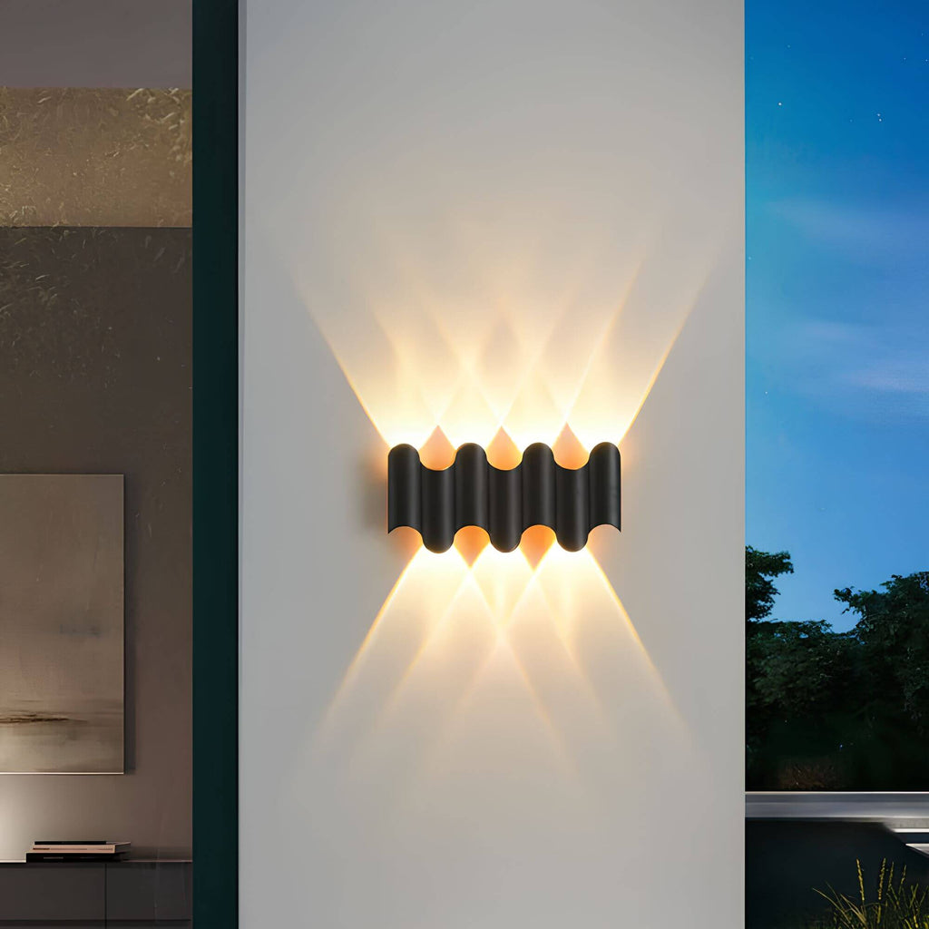 Junips | Aluminum Wall Lamp