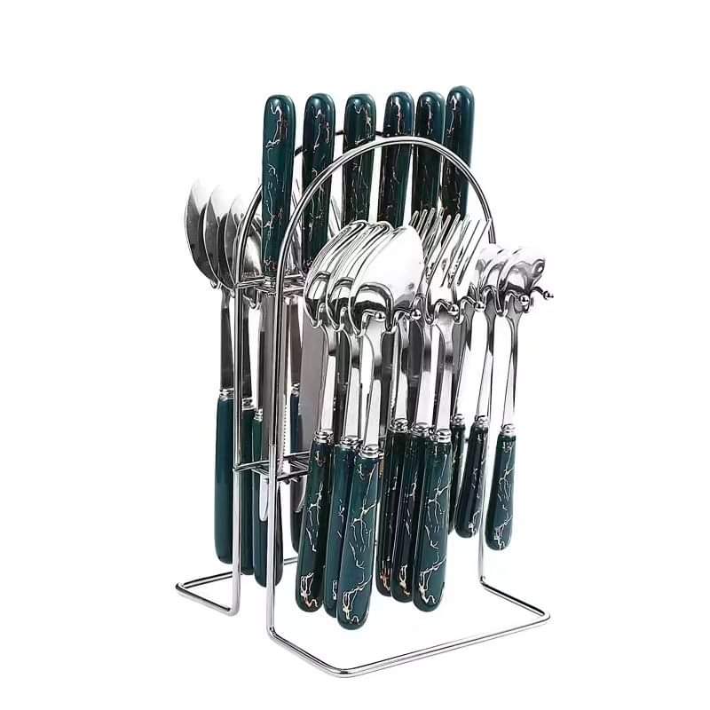Junips | 24-piece cutlery set with green handle