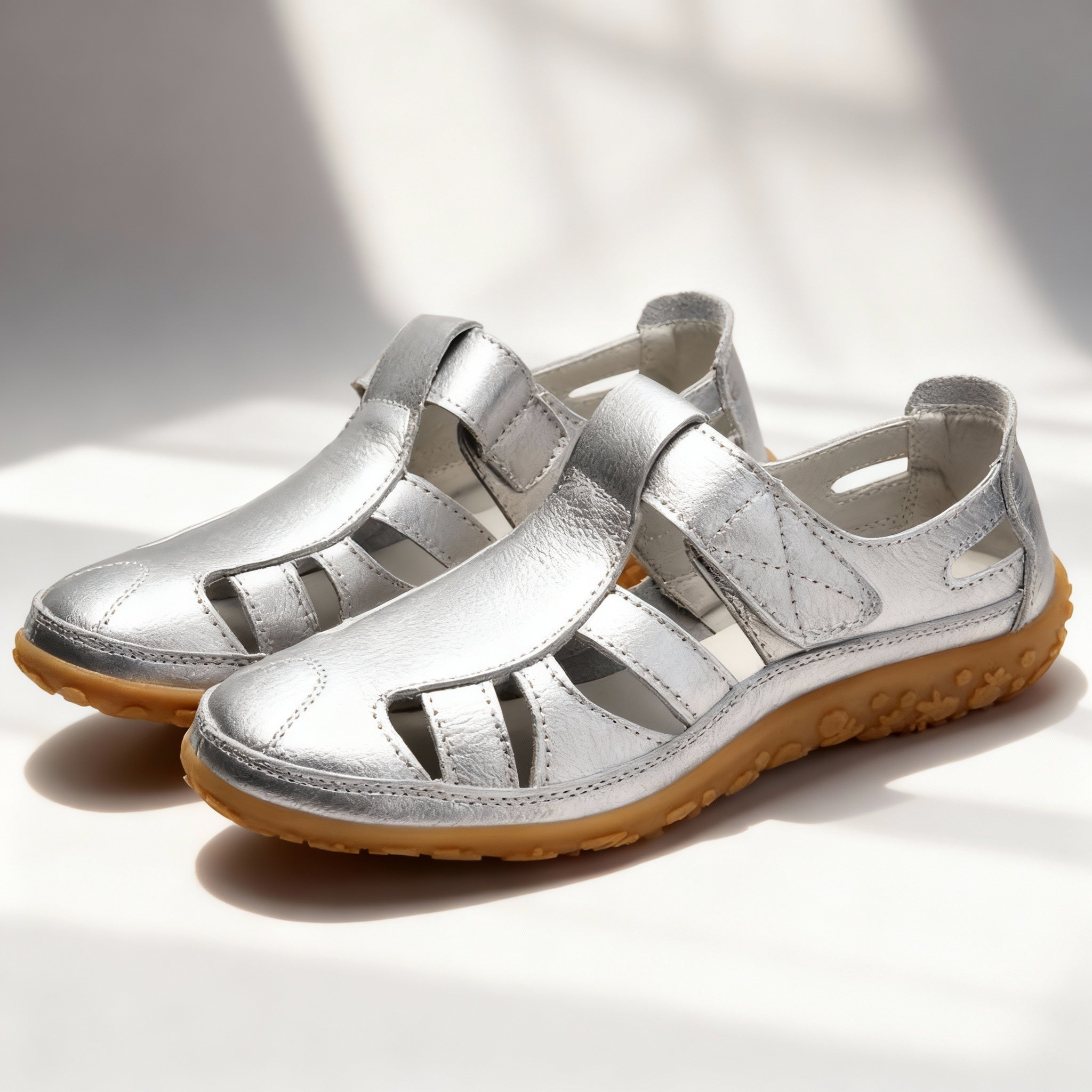 Junips | Orthopedic Retro Sandals | Split Leather Anti-Slip Flats | Anatomical Arch Support | Shock-Absorbing Rubber Outsole | Diabetic-Friendly Wide Toe Box | Slip-On Ergonomic Footwear
