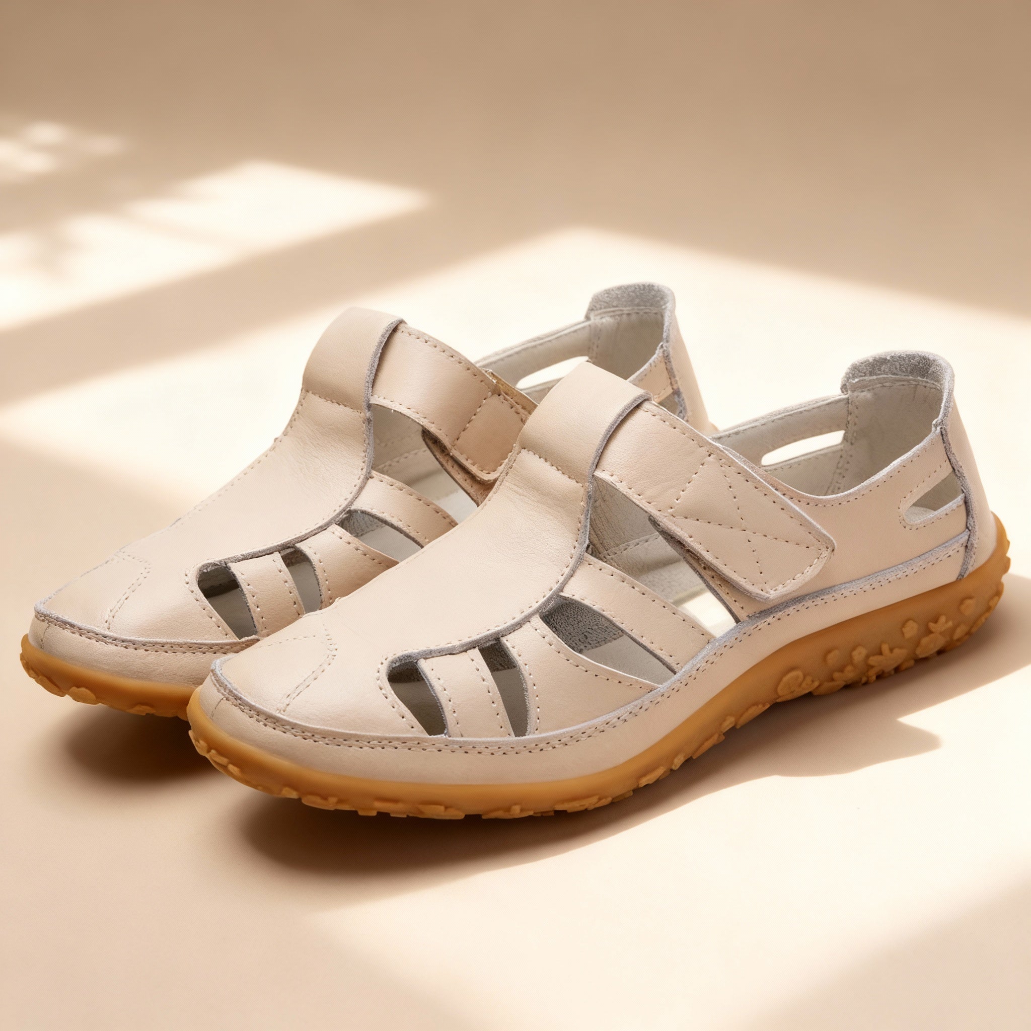 Junips | Orthopedic Retro Sandals | Split Leather Anti-Slip Flats | Anatomical Arch Support | Shock-Absorbing Rubber Outsole | Diabetic-Friendly Wide Toe Box | Slip-On Ergonomic Footwear