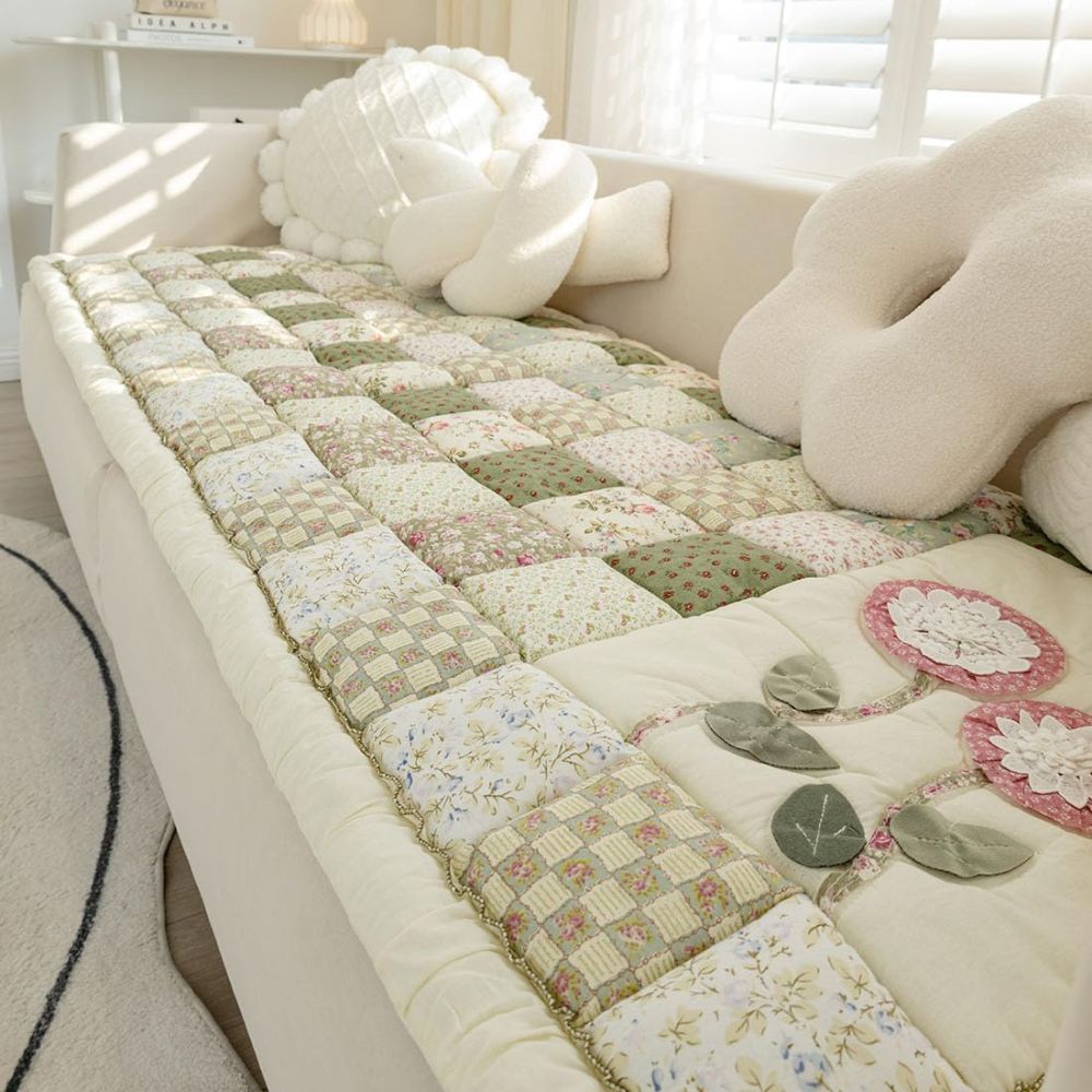 Junips | Floral Bloom Quilted Sofa Cover
