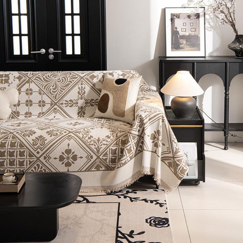 Junips | Florentine Pattern Sofa Cover