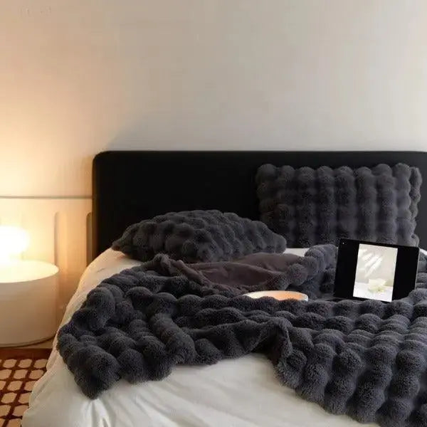 Junips | Warming Blanket - warm blanket for winter - sofa