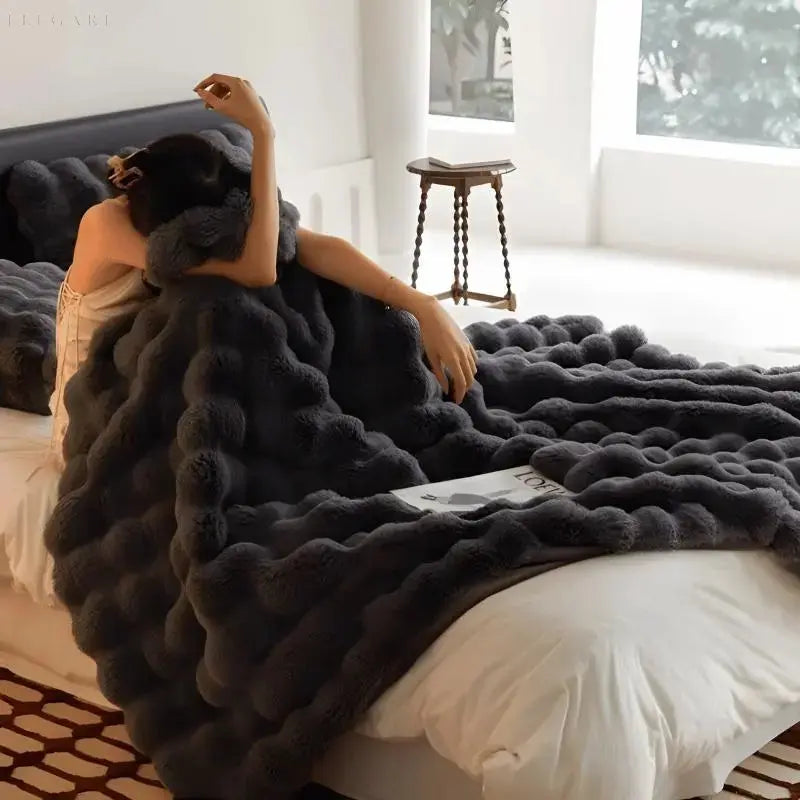 Junips | Warming Blanket - warm blanket for winter - sofa