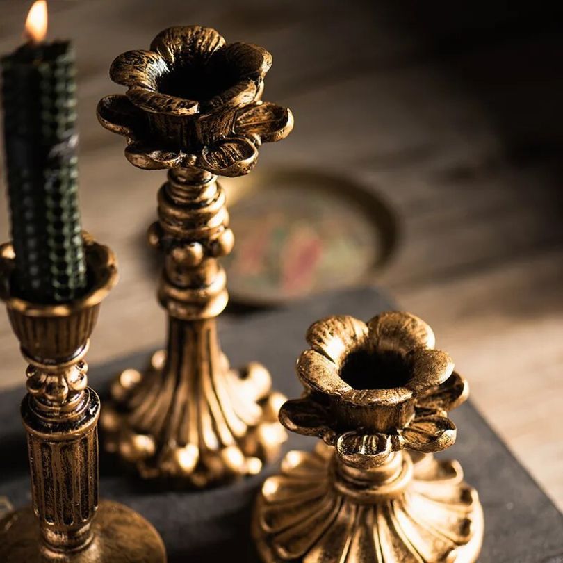 Junips | AuricGlow – Rustic Candle Holder with Elegant Luxury for a Timeless Look
