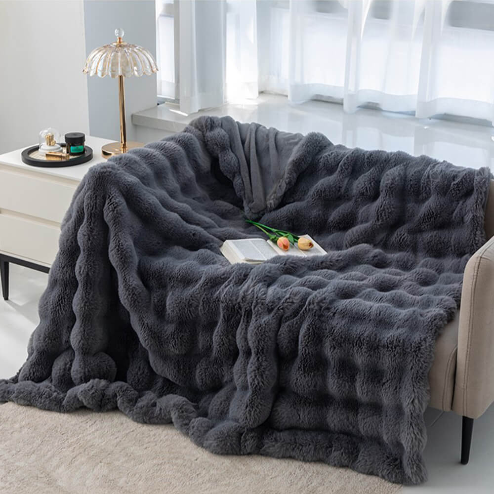 Junips | Premium Bubble Double Layer Thick Faux Rabbit Fur Blanket