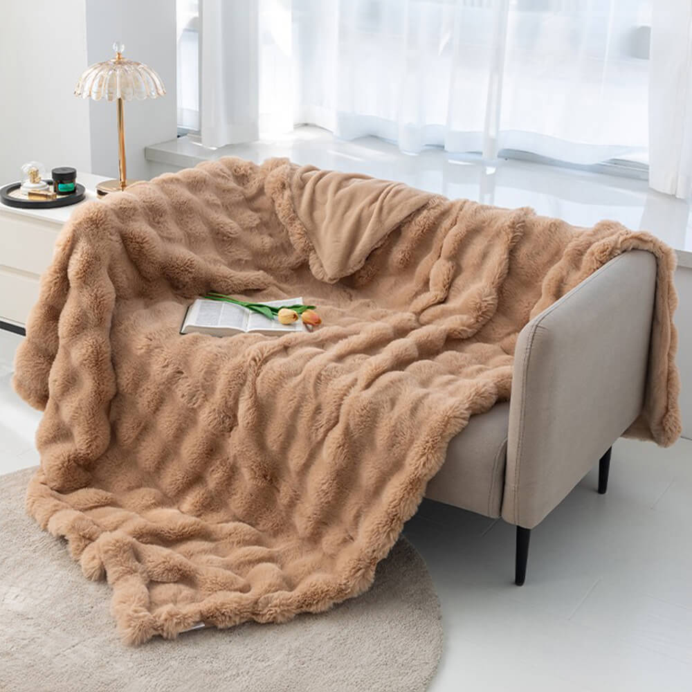 Junips | Premium Bubble Double Layer Thick Faux Rabbit Fur Blanket