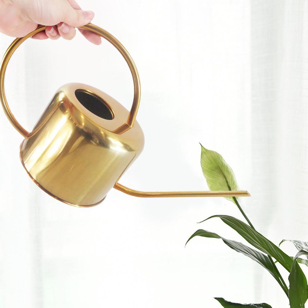Junips | Elliptical Watering Can