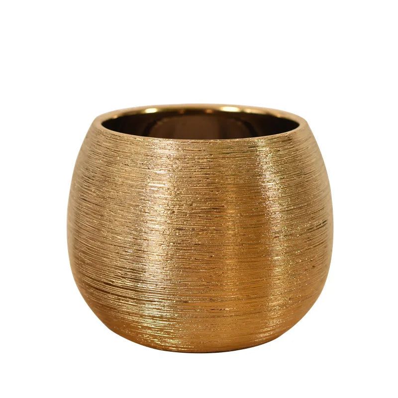 Junips | Gold-coated flower pot