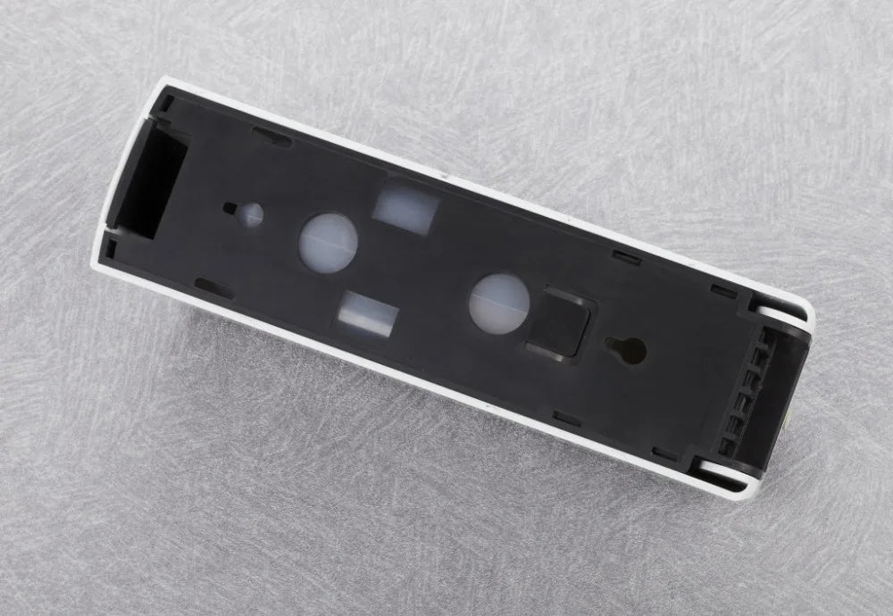 Junips | Wall-mounted shower dispenser