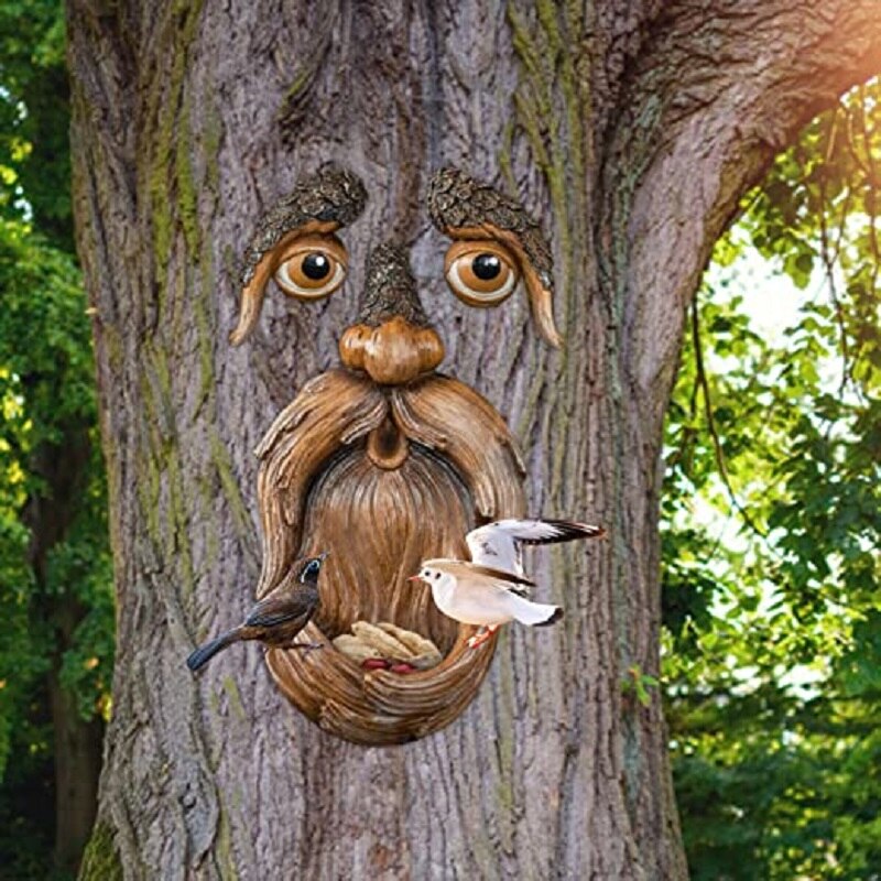 Junips | Eyes of Nature: Tree Face Bird Feeder Station
