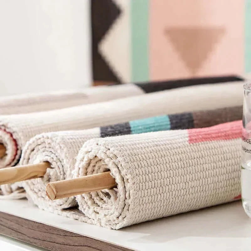 Junips | Macrame Hanging Cotton Rug