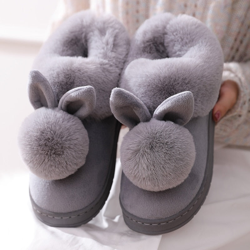 Junips | Cozy women's slippers with bunny ears