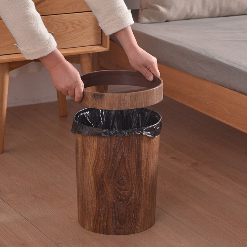 Junips | Elegant Retro Wood Grain Trash Can