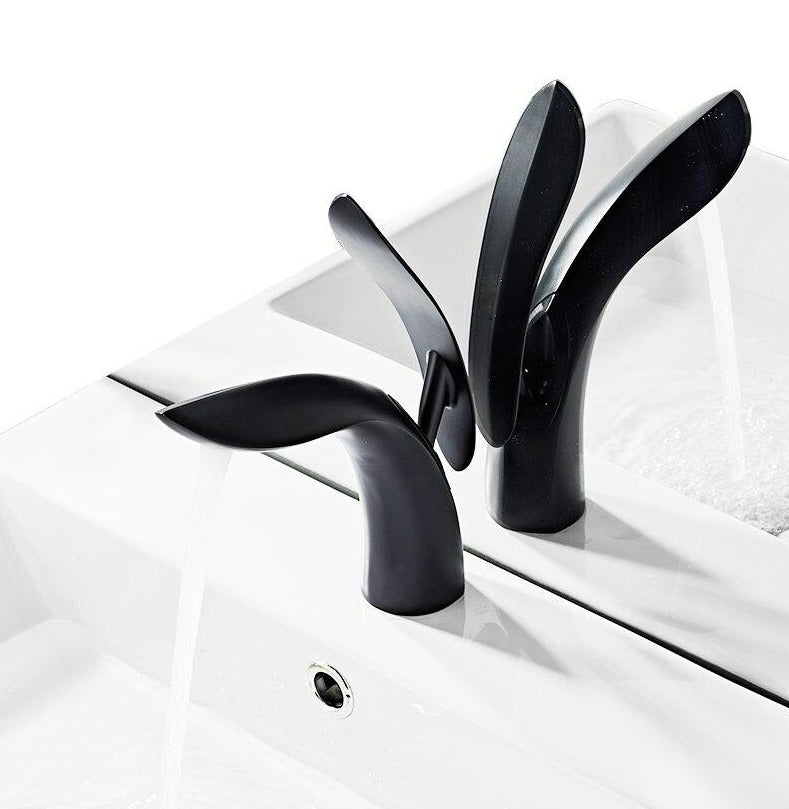 Junips | Luxurious modern bathroom faucet