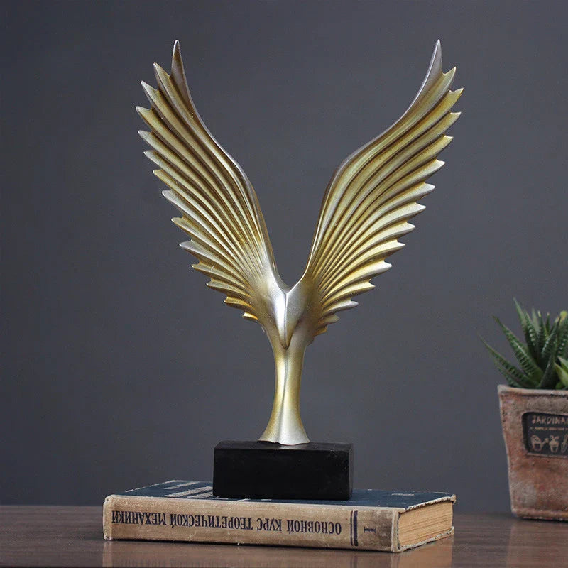 Junips | Luxury Eagle Sculpture - Zion™