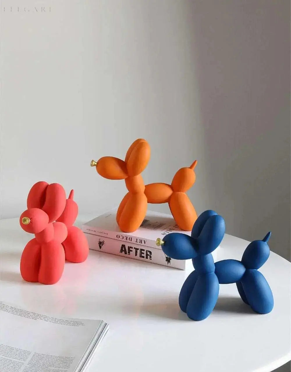 Junips | Haku - Balloon ornament with golden beak