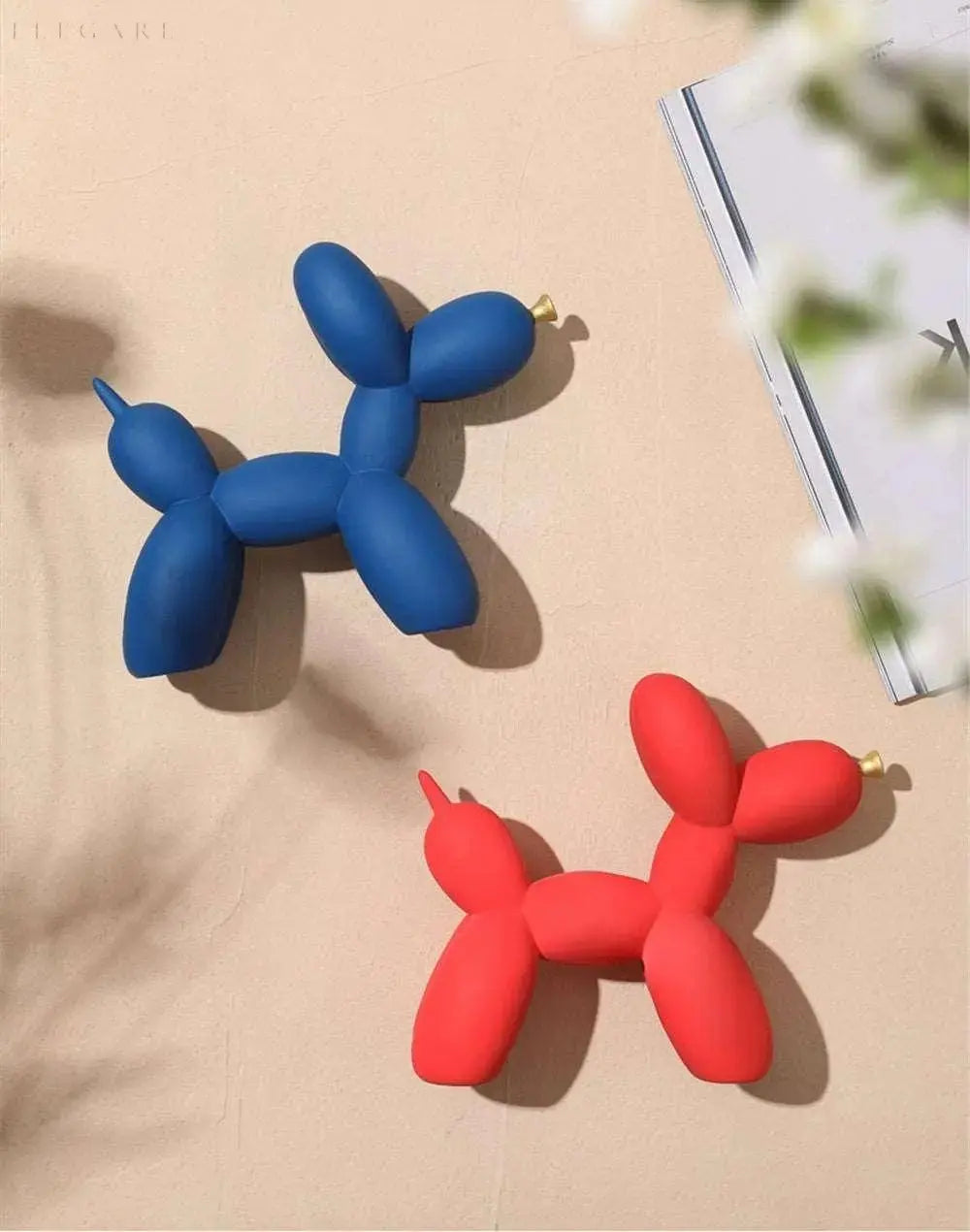 Junips | Haku - Balloon ornament with golden beak