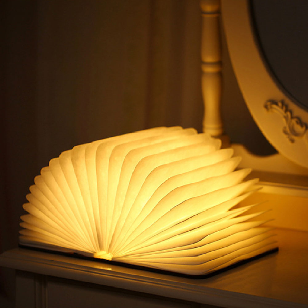 Junips | Wireless Reading Lamp - Wonderbook - LED Lighting - Adjustable Brightness