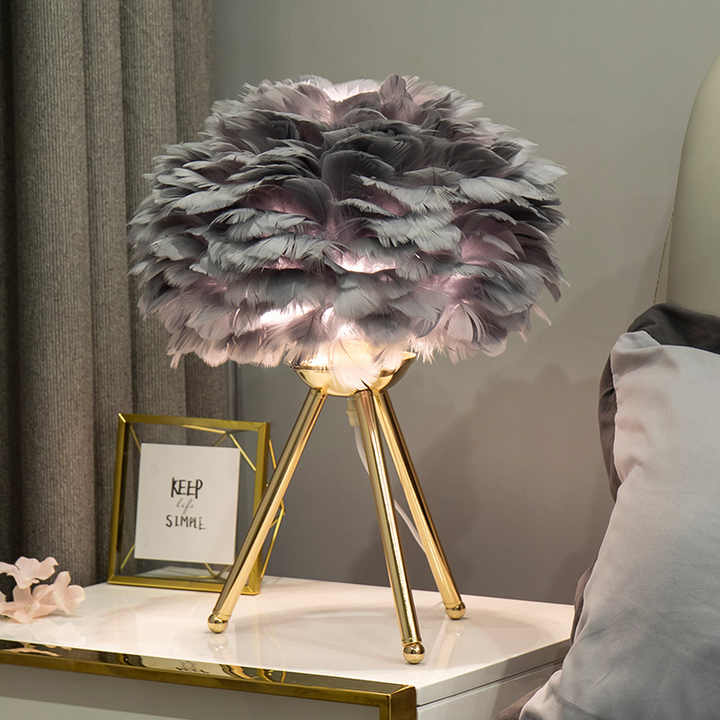 Junips | Table Lamp - FeatherLux - Dimmable Light - Elegant Feather Design