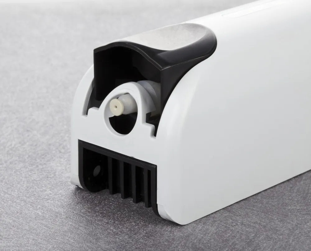 Junips | Wall-mounted shower dispenser