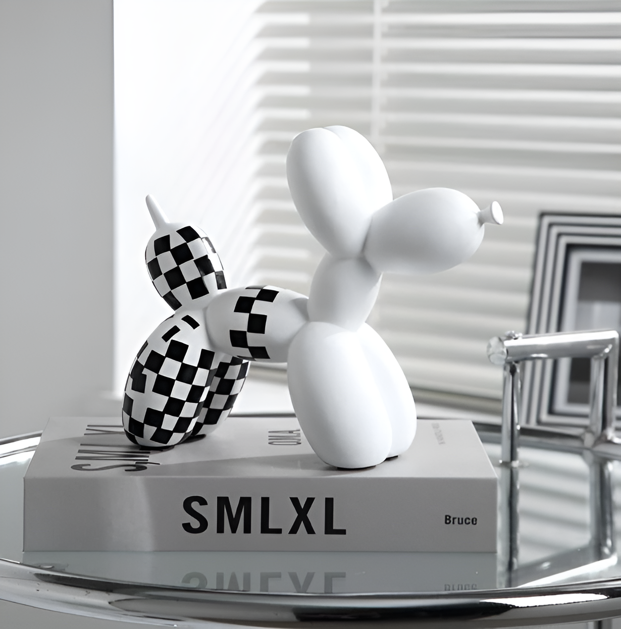 Junips | Balloon Pup Art - Creative Balloon Dog Design for Home Decoration