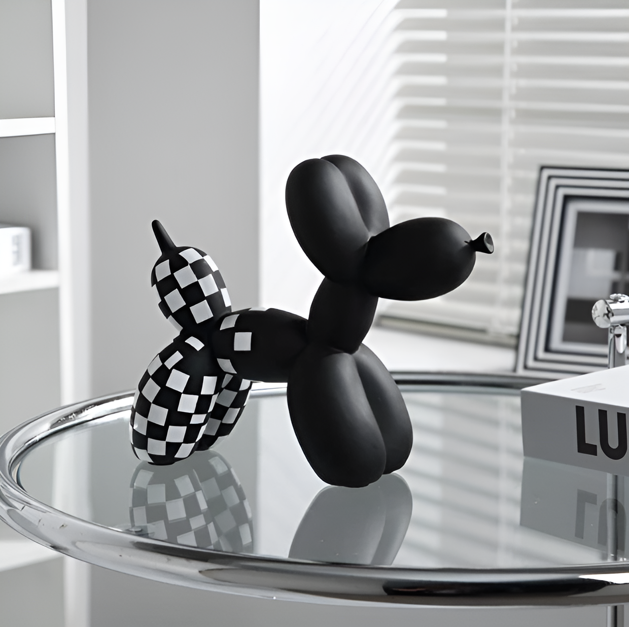 Junips | Balloon Pup Art - Creative Balloon Dog Design for Home Decoration