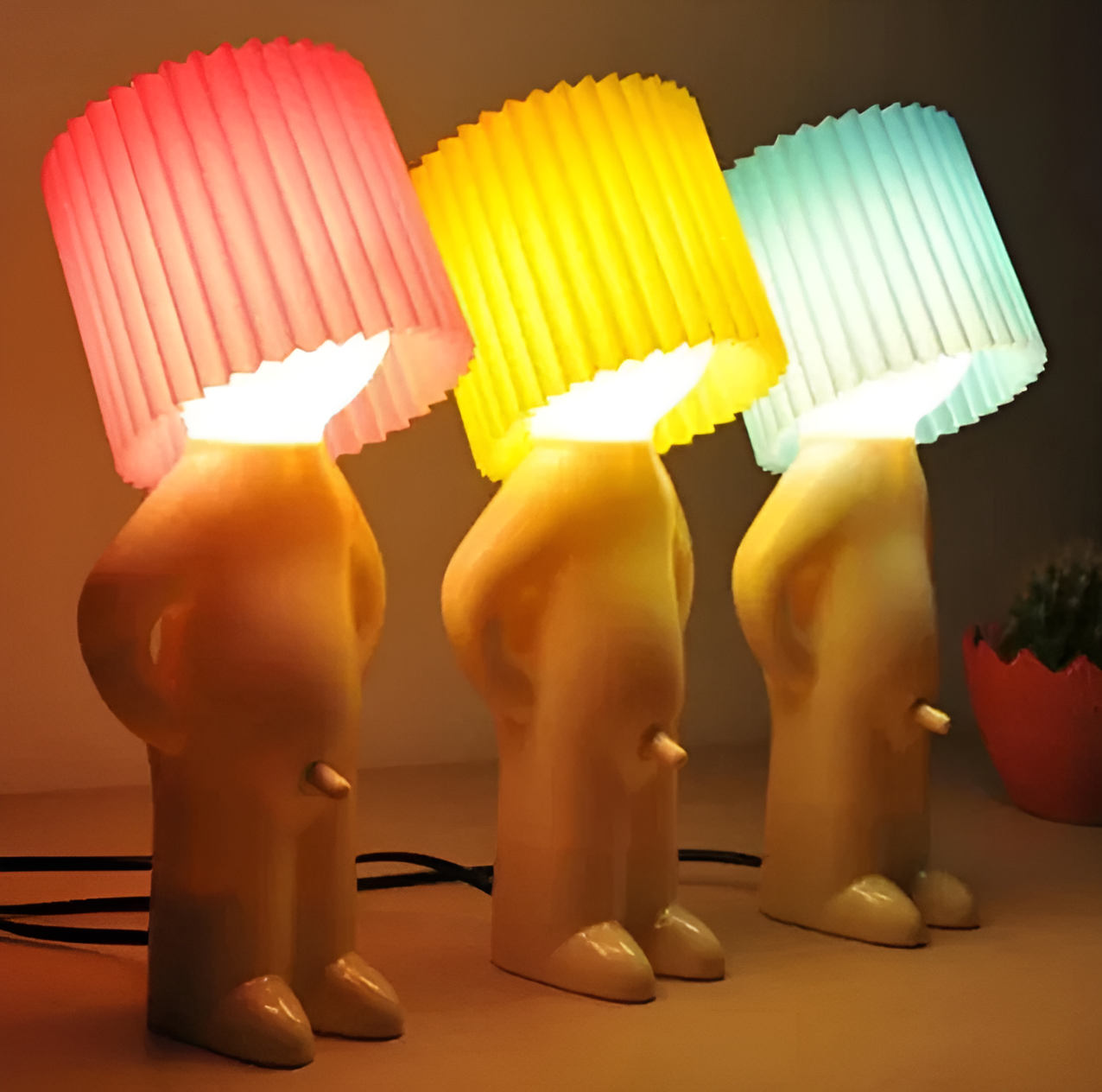 Junips | Table lamp - Creative little Shy Boy LED lamp