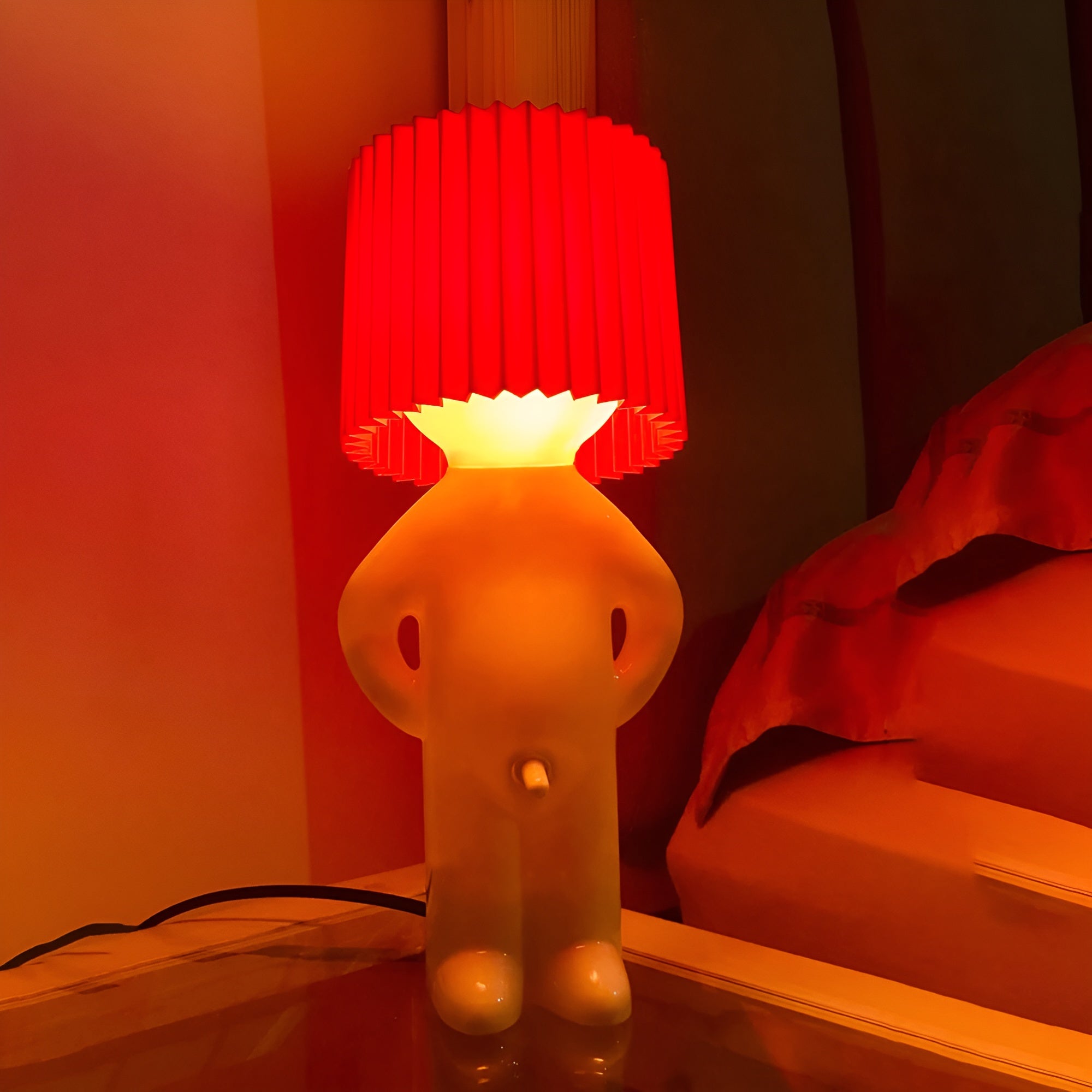 Junips | Table lamp - Creative little Shy Boy LED lamp
