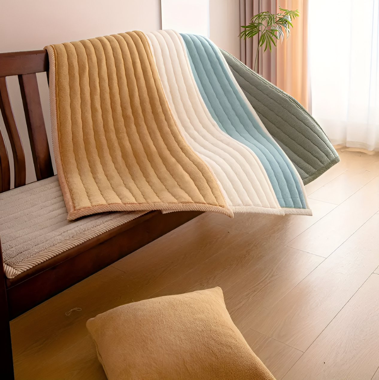 Junips | PolyesPlush Sofa Cover – Non‑Slip Pet‑Friendly Couch Protector