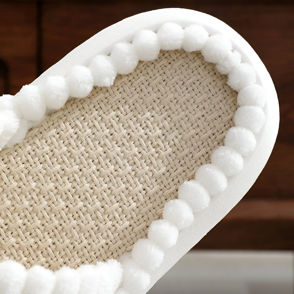 Junips | Sofie - Lined slippers made of plush with cross band