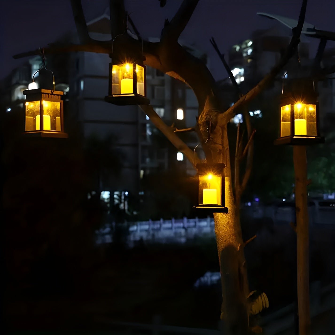 Junips | Magic Lantern - Solar-powered bulbs with dual panel control