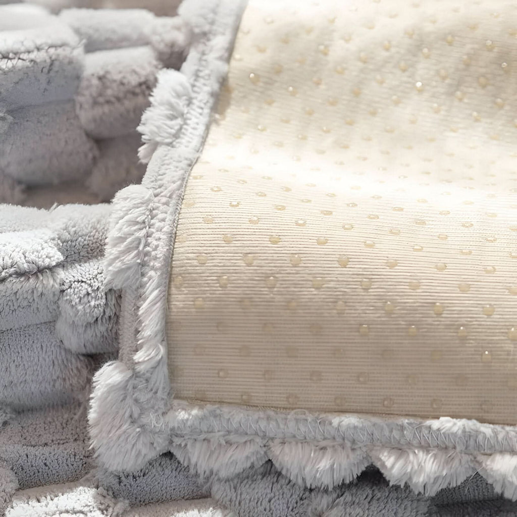 Junips | Honeycomb Sofa Cover – Non‑Slip Stain‑Resistant Couch Protector