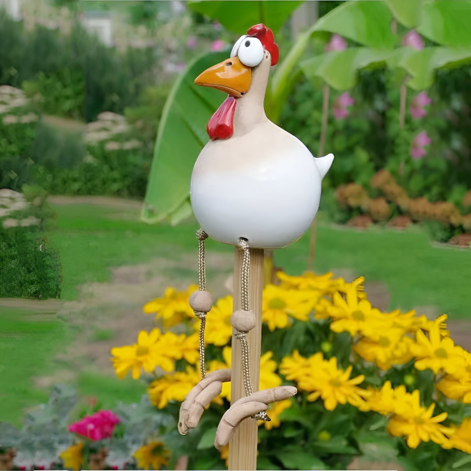 Junips | Large Eyes Chicken Statue - Weatherproof Resin Craft - Rooster Garden Statue