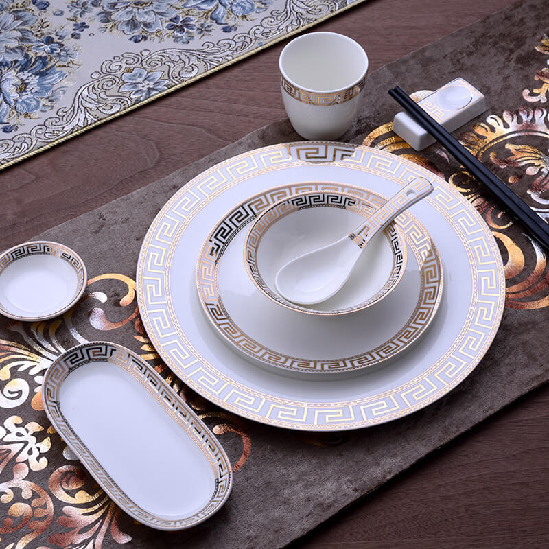 Junips | Luxury Ceramic Dish Set