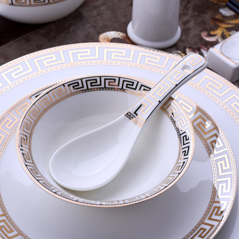 Junips | Luxury Ceramic Dish Set