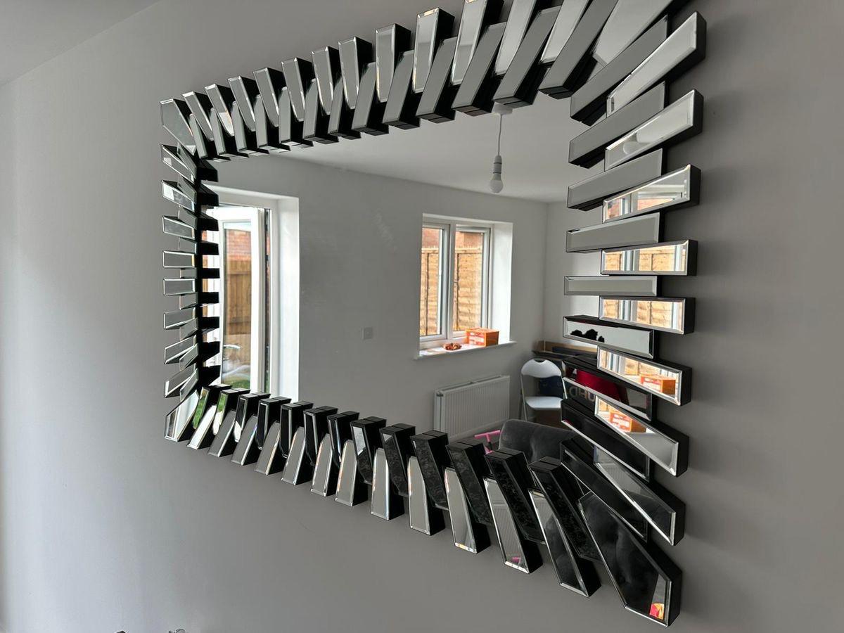Junips | Modern rectangular mirror