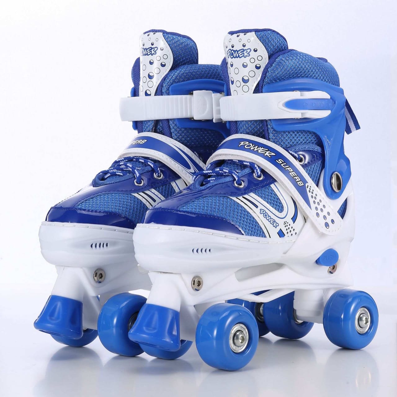 Junips | Skate shoes and protective gear set